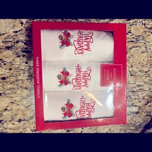 Three fingertip towels